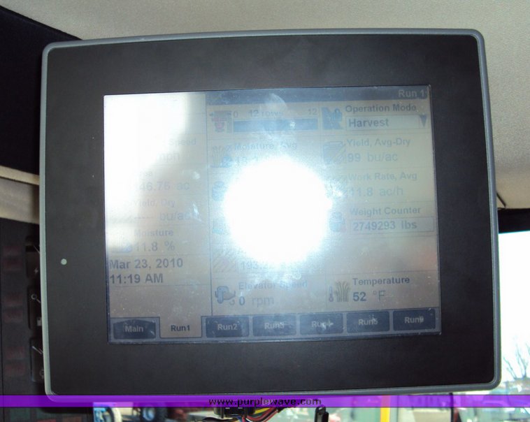 image for item 9501 2007 Case IH 2588 combine