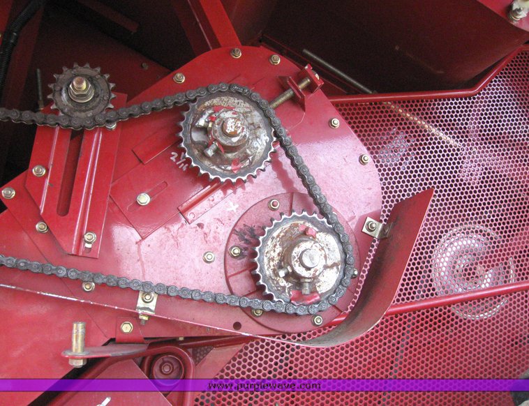 image for item 9501 2007 Case IH 2588 combine