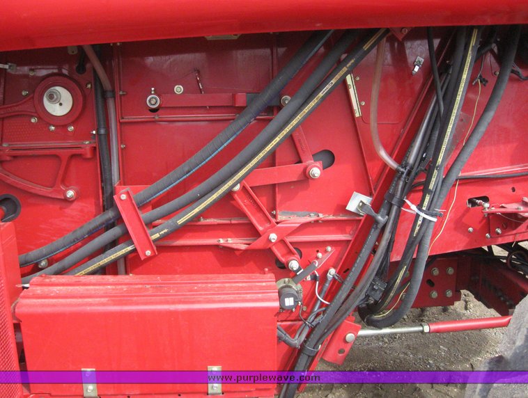 image for item 9501 2007 Case IH 2588 combine