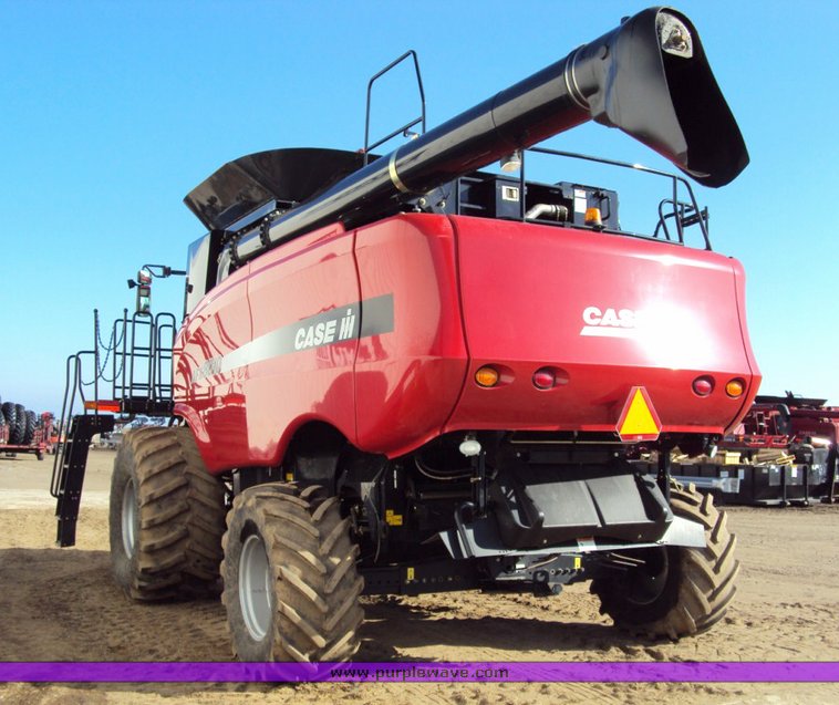 image for item 9502 2006 Case IH AFX 8010 combine