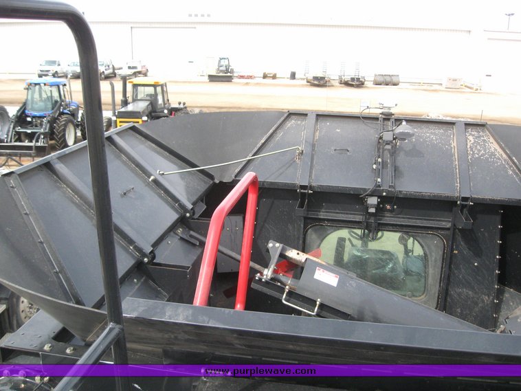 image for item 9502 2006 Case IH AFX 8010 combine