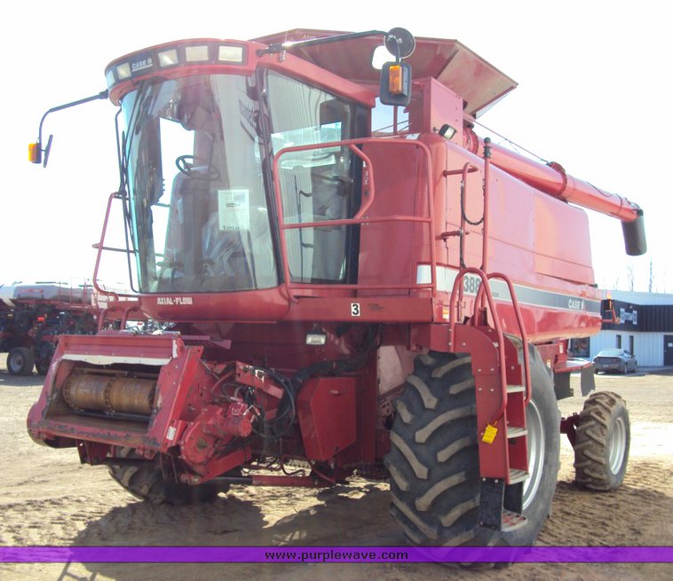 image for item 9503 2004 Case IH 2388 combine