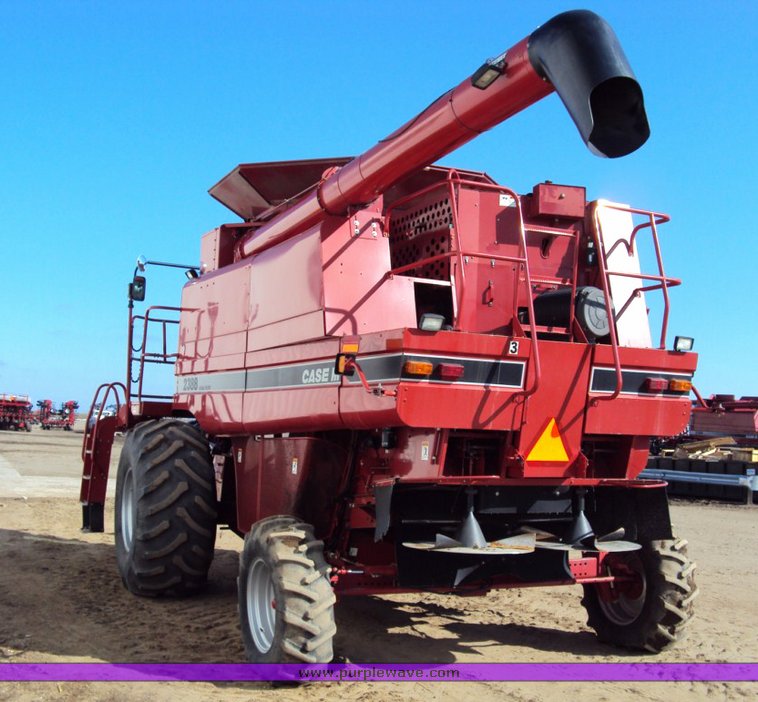 image for item 9503 2004 Case IH 2388 combine