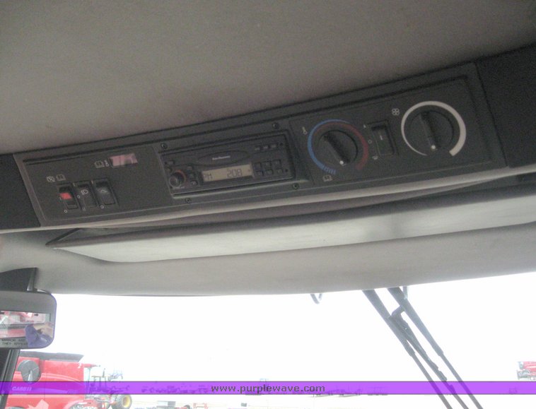 image for item 9503 2004 Case IH 2388 combine