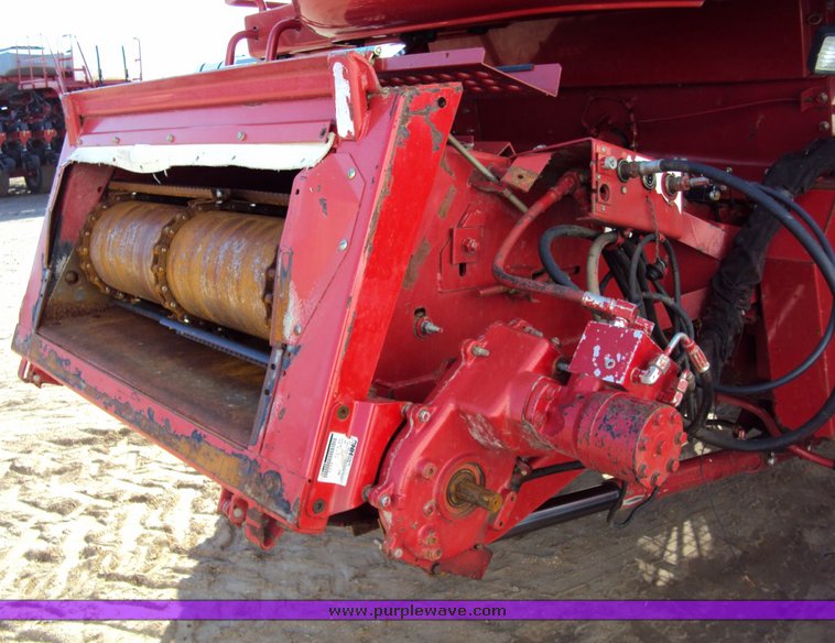 image for item 9503 2004 Case IH 2388 combine