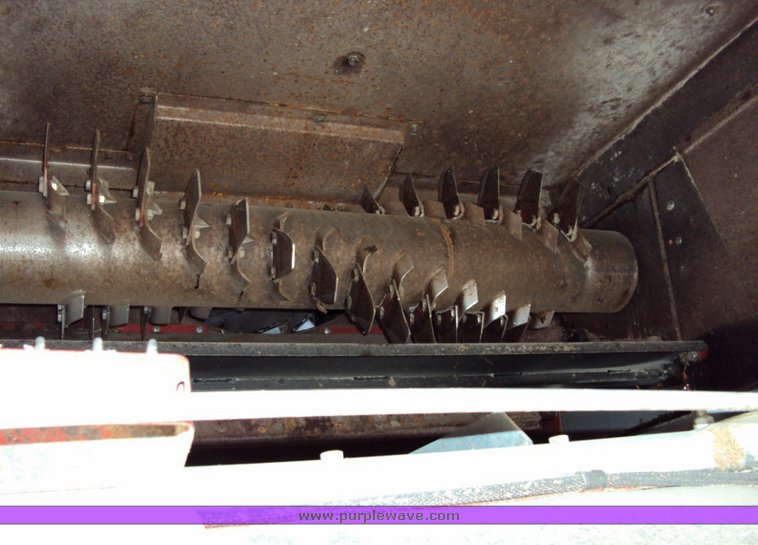 image for item 9503 2004 Case IH 2388 combine