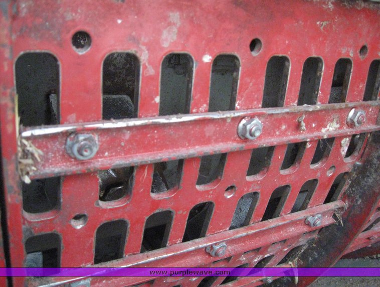 image for item 9503 2004 Case IH 2388 combine