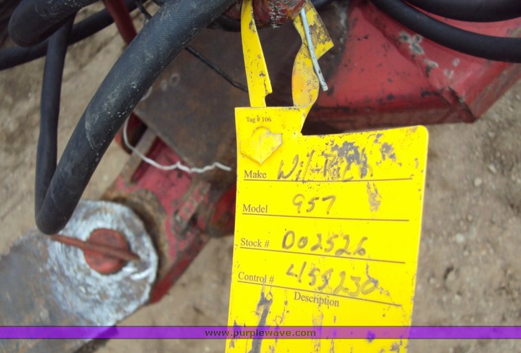 image for item 9504 Wil-Rich 957 DDR deep till seven shank ripper