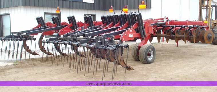 image for item 9505 Wil-Rich 957 DDR deep till nine shank ripper