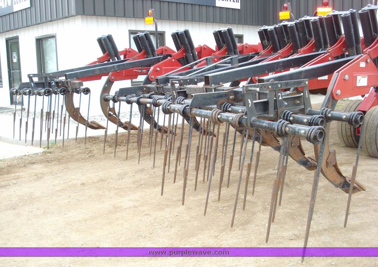 image for item 9505 Wil-Rich 957 DDR deep till nine shank ripper