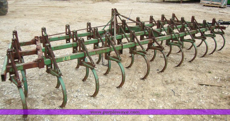 image for item 9804 John Deere C10 cultivator