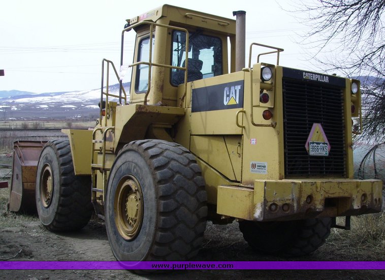 image for item 1008 1990 Caterpillar 966E wheel loader