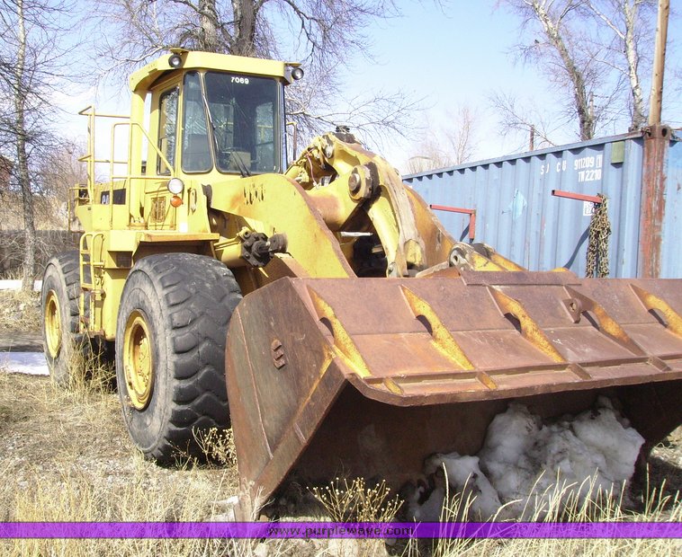 image for item 1008 1990 Caterpillar 966E wheel loader
