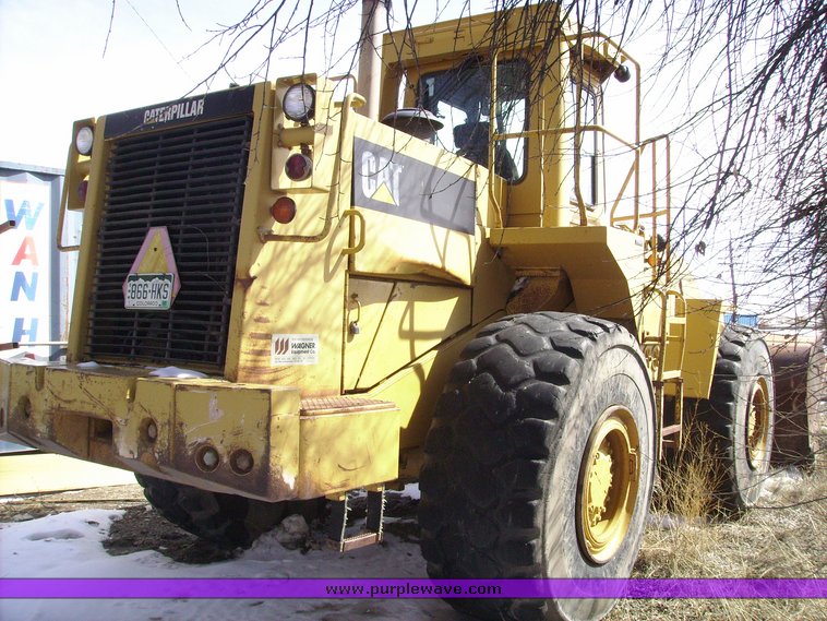 image for item 1008 1990 Caterpillar 966E wheel loader