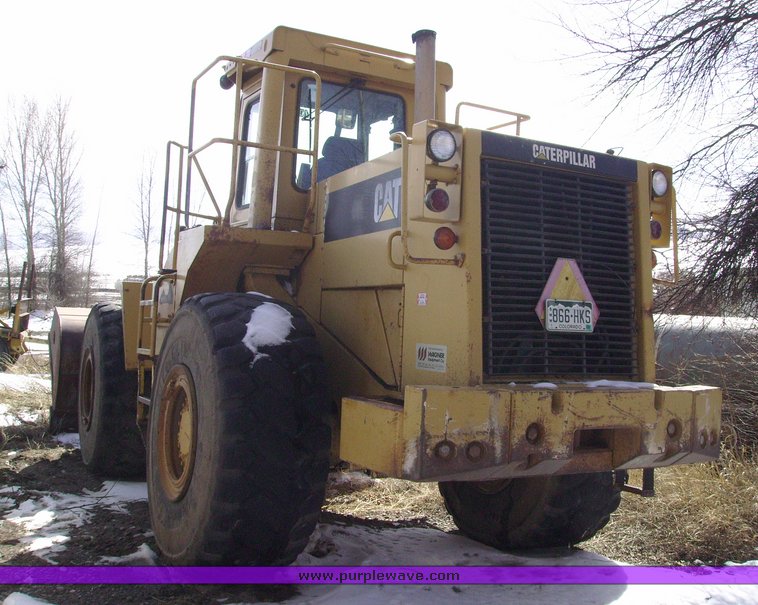 image for item 1008 1990 Caterpillar 966E wheel loader