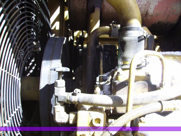 image for item 1008 1990 Caterpillar 966E wheel loader