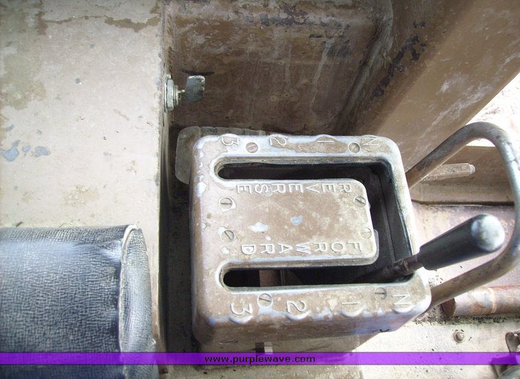 image for item 1010 1978 Caterpillar D7G dozer