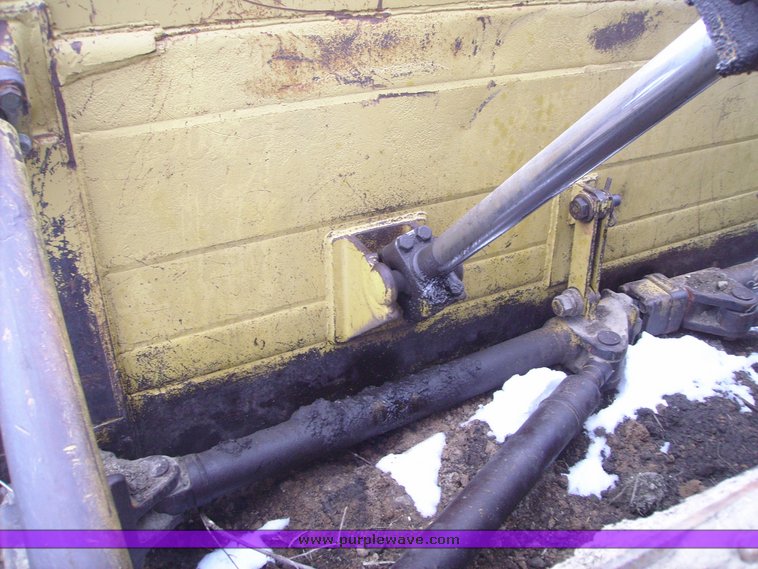 image for item 1010 1978 Caterpillar D7G dozer