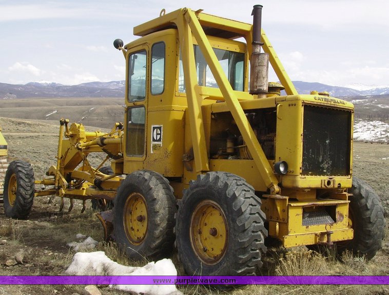 image for item 1012 1973 Caterpillar 120 motor grader