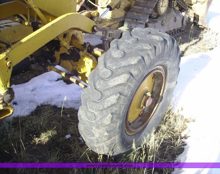 image for item 1012 1973 Caterpillar 120 motor grader