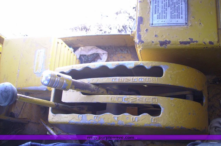 image for item 1012 1973 Caterpillar 120 motor grader