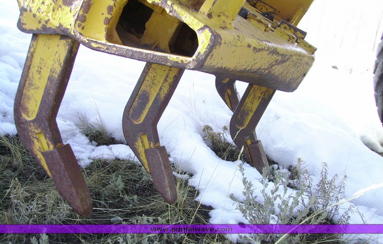 image for item 1012 1973 Caterpillar 120 motor grader