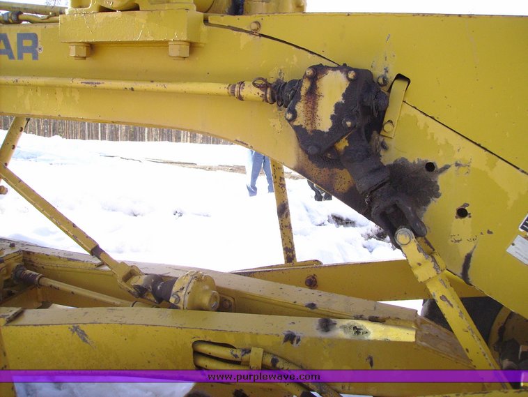 image for item 1012 1973 Caterpillar 120 motor grader