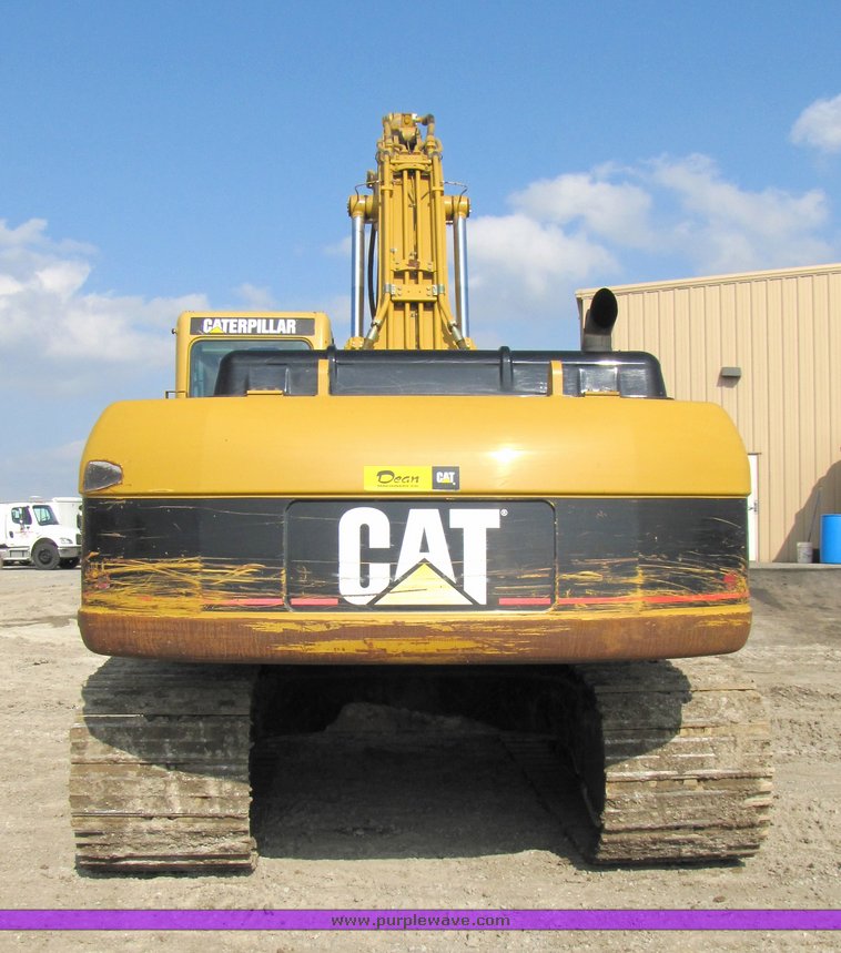 image for item 1200 2005 Caterpillar 330CL hydraulic excavator