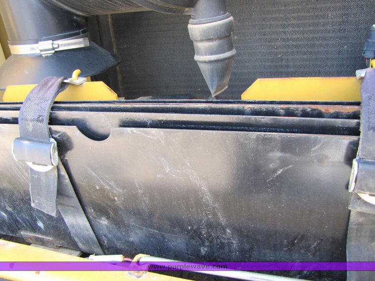 image for item 1200 2005 Caterpillar 330CL hydraulic excavator