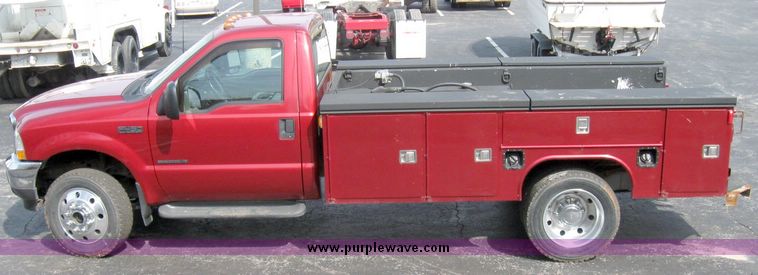 image for item 2011 2002 Ford F450 Super Duty XLT truck