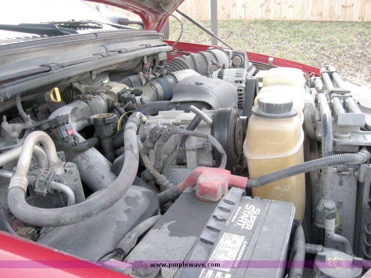 image for item 2011 2002 Ford F450 Super Duty XLT truck