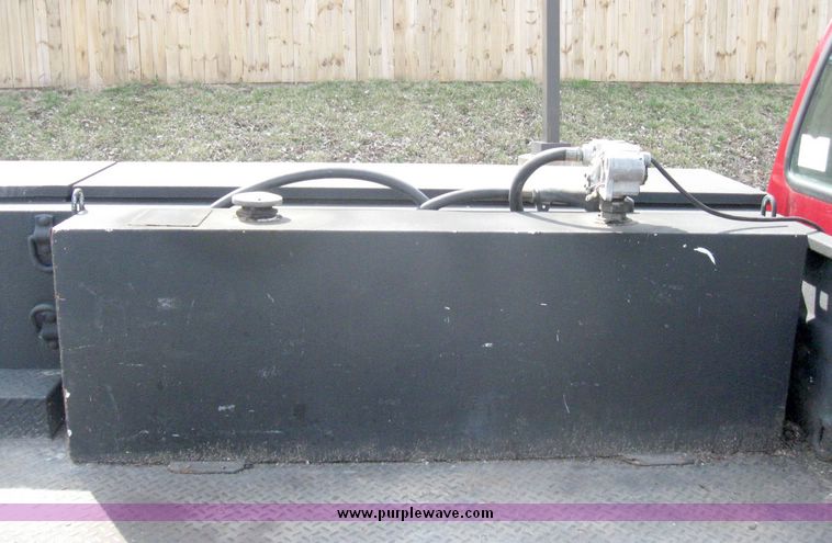 image for item 2011 2002 Ford F450 Super Duty XLT truck