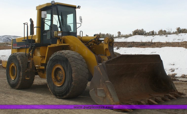 image for item 2109 1994 Komatsu WA500-1L wheel loader