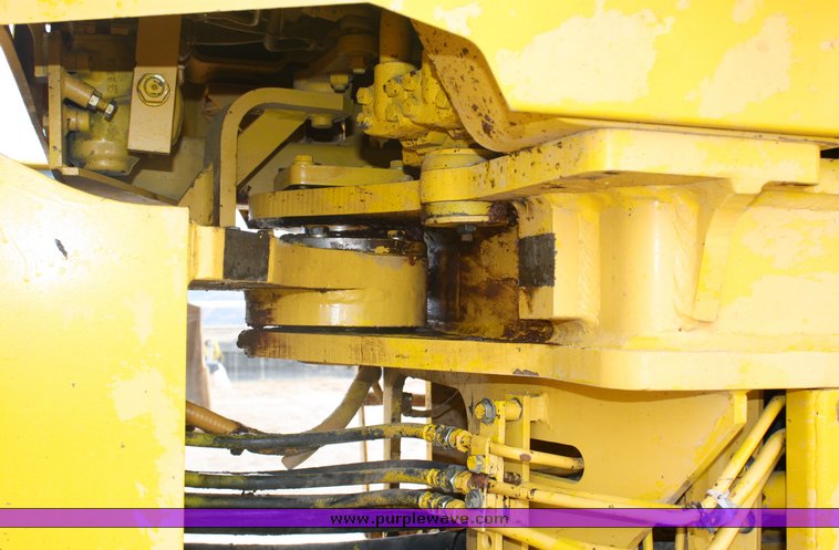 image for item 2109 1994 Komatsu WA500-1L wheel loader