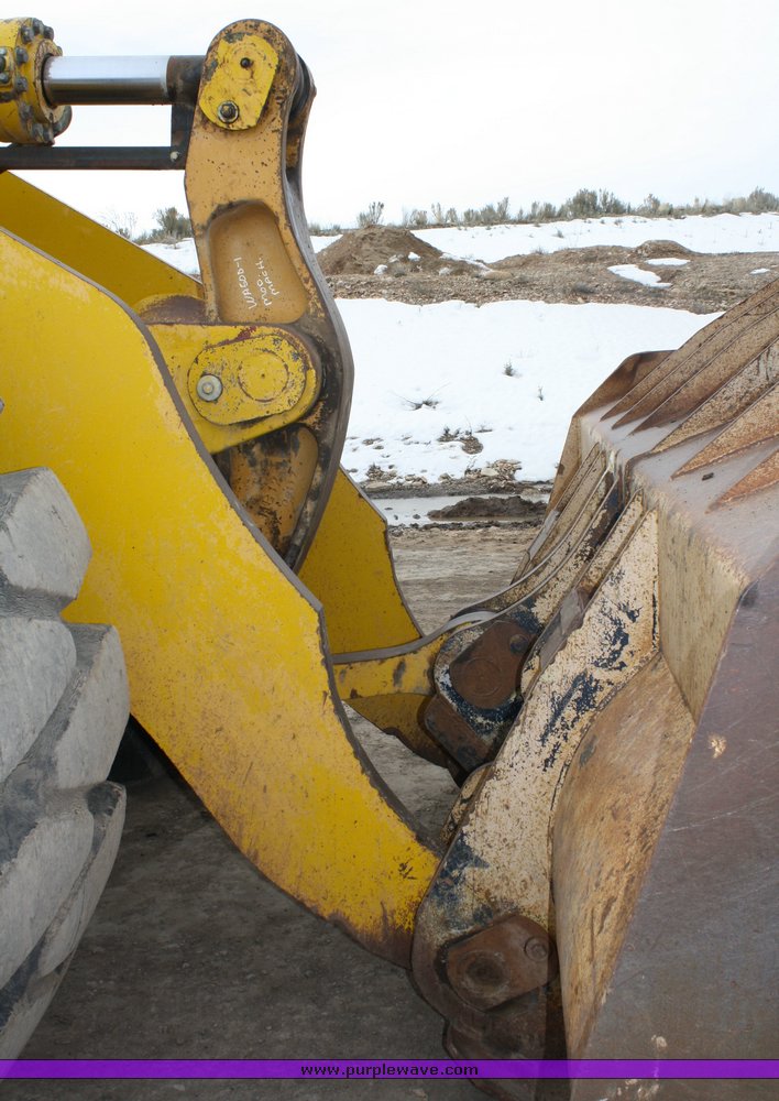 image for item 2110 1996 Komatsu WA-500-1LC wheel loader