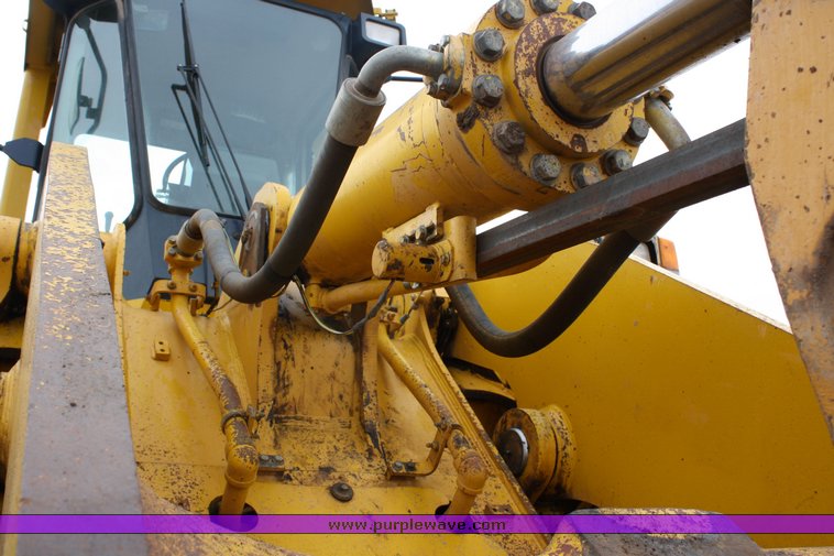 image for item 2110 1996 Komatsu WA-500-1LC wheel loader