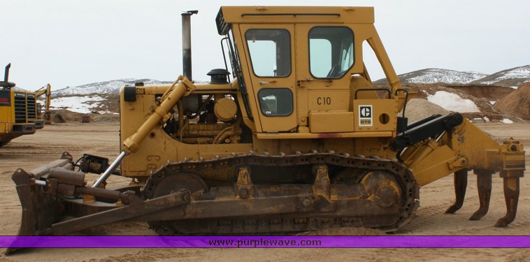 image for item 2111 1981 Caterpillar D7G dozer