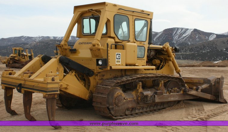 image for item 2111 1981 Caterpillar D7G dozer