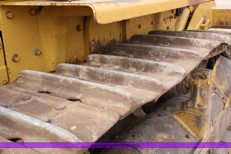 image for item 2111 1981 Caterpillar D7G dozer