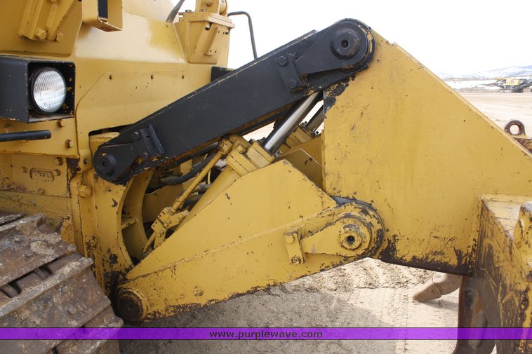 image for item 2112 1980 Caterpillar D7G dozer
