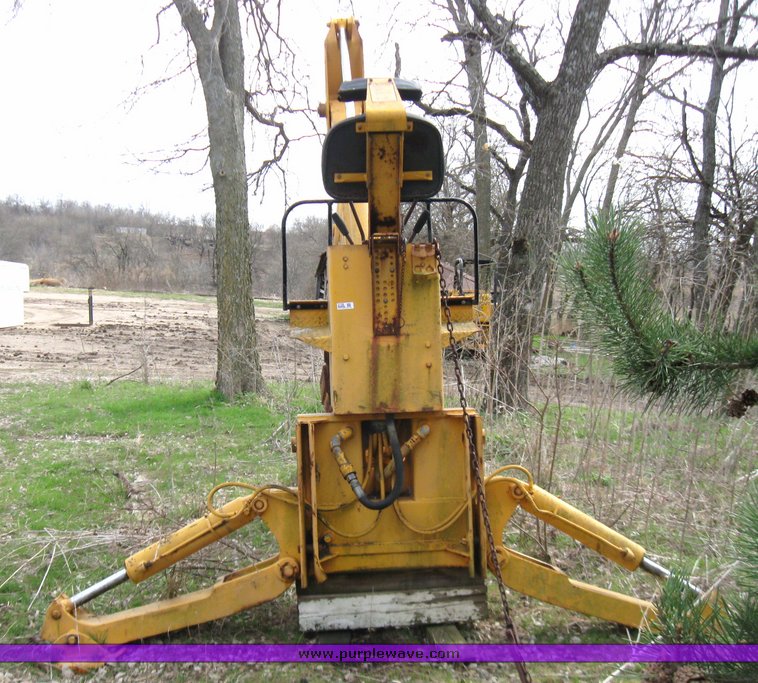 image for item 2130 John Deere 9300 backhoe attachment