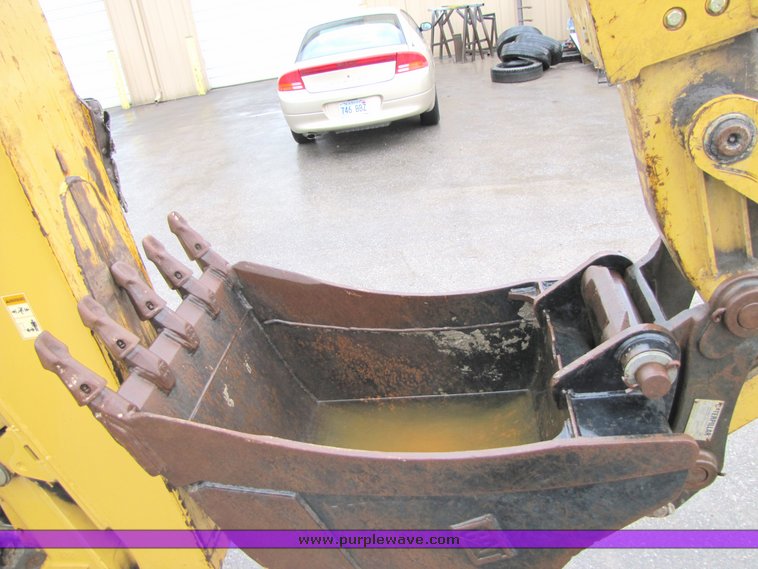 image for item 2150 2003 Caterpillar 420D loader backhoe