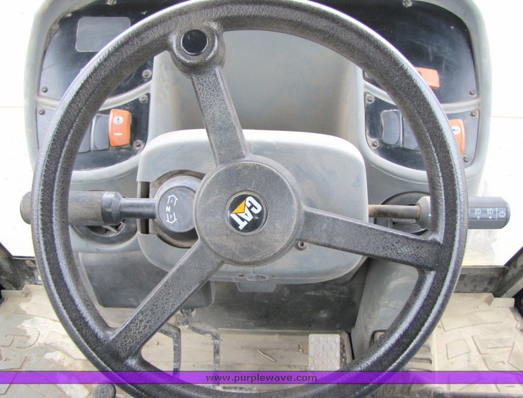 image for item 2150 2003 Caterpillar 420D loader backhoe