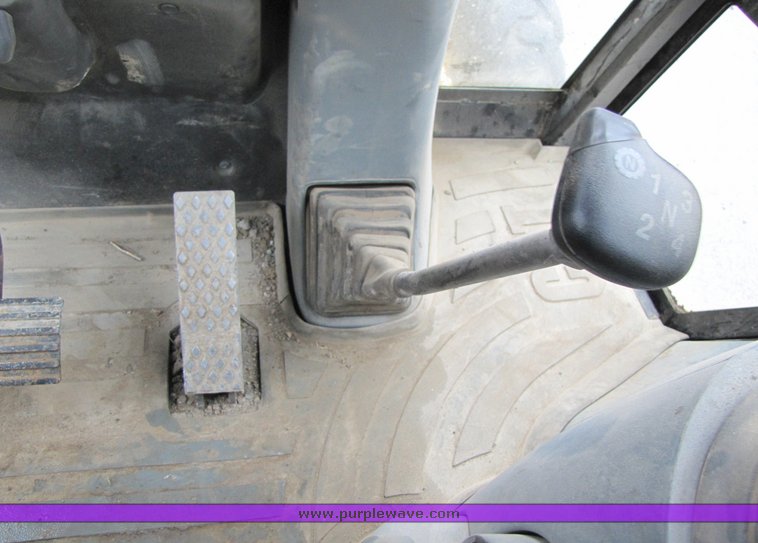 image for item 2150 2003 Caterpillar 420D loader backhoe