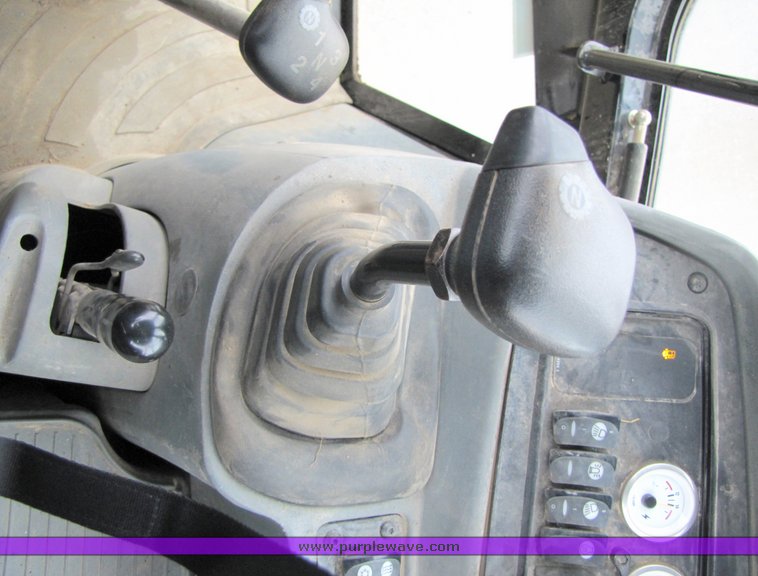 image for item 2150 2003 Caterpillar 420D loader backhoe