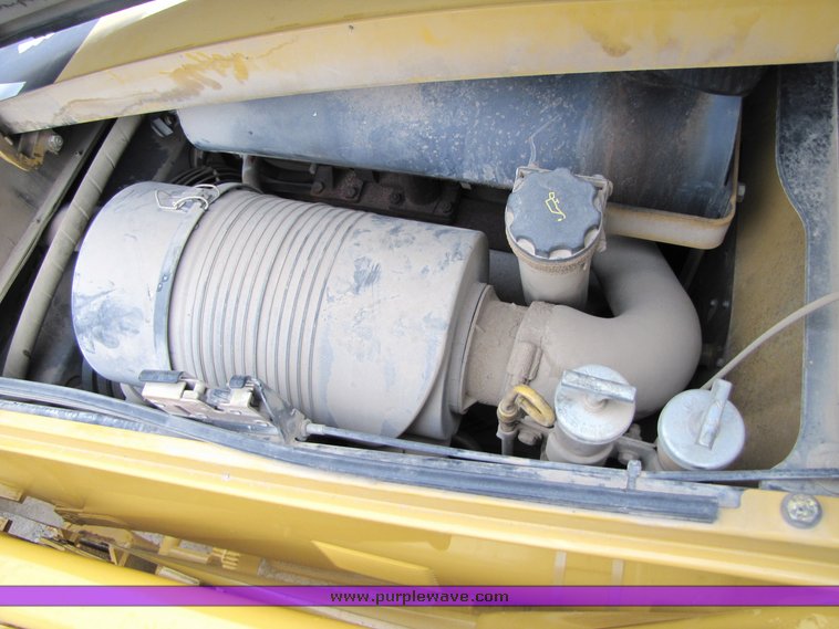 image for item 2150 2003 Caterpillar 420D loader backhoe