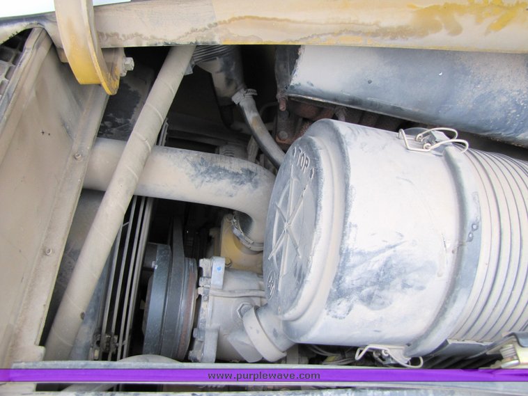 image for item 2150 2003 Caterpillar 420D loader backhoe