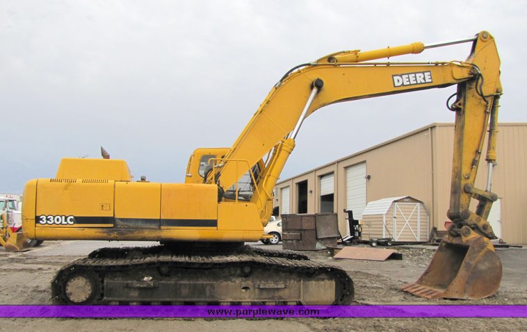 image for item 2152 2000 John Deere 330LC hydraulic excavator
