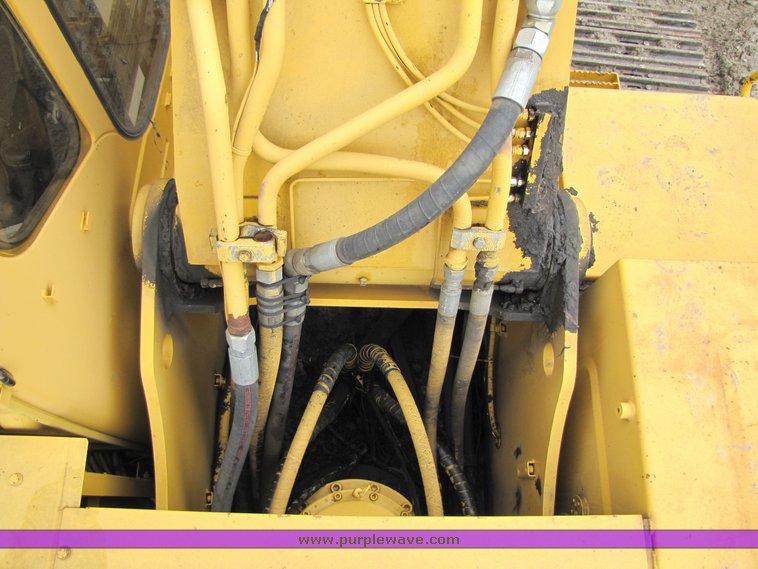 image for item 2152 2000 John Deere 330LC hydraulic excavator