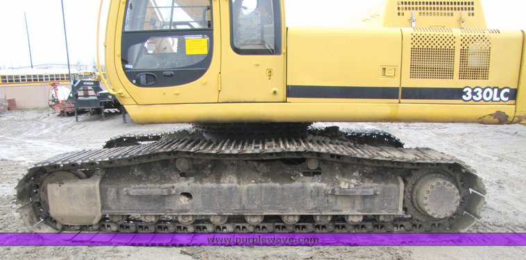 image for item 2152 2000 John Deere 330LC hydraulic excavator